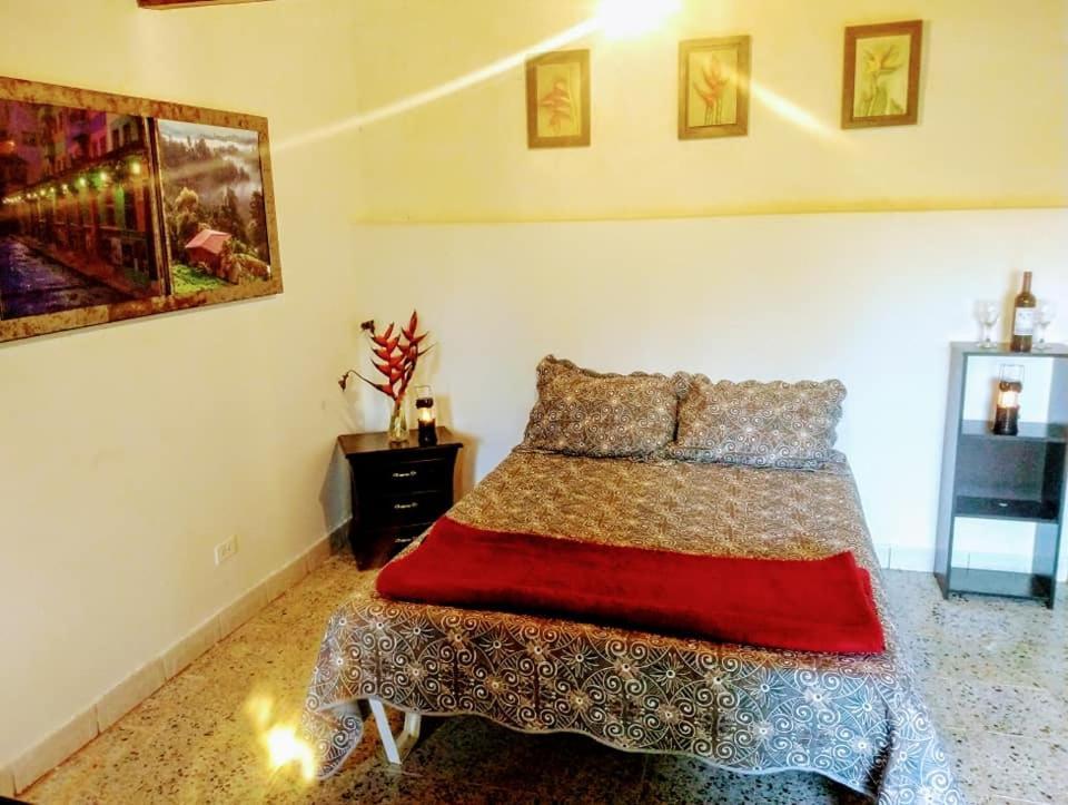 House Bed & Breakfast Guatapé Dış mekan fotoğraf
